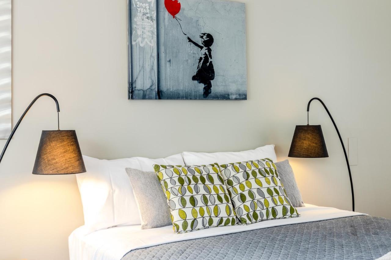 Birches Serviced Apartments Melbourne Bagian luar foto