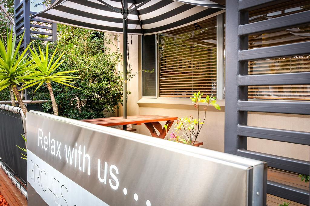 Birches Serviced Apartments Melbourne Bagian luar foto