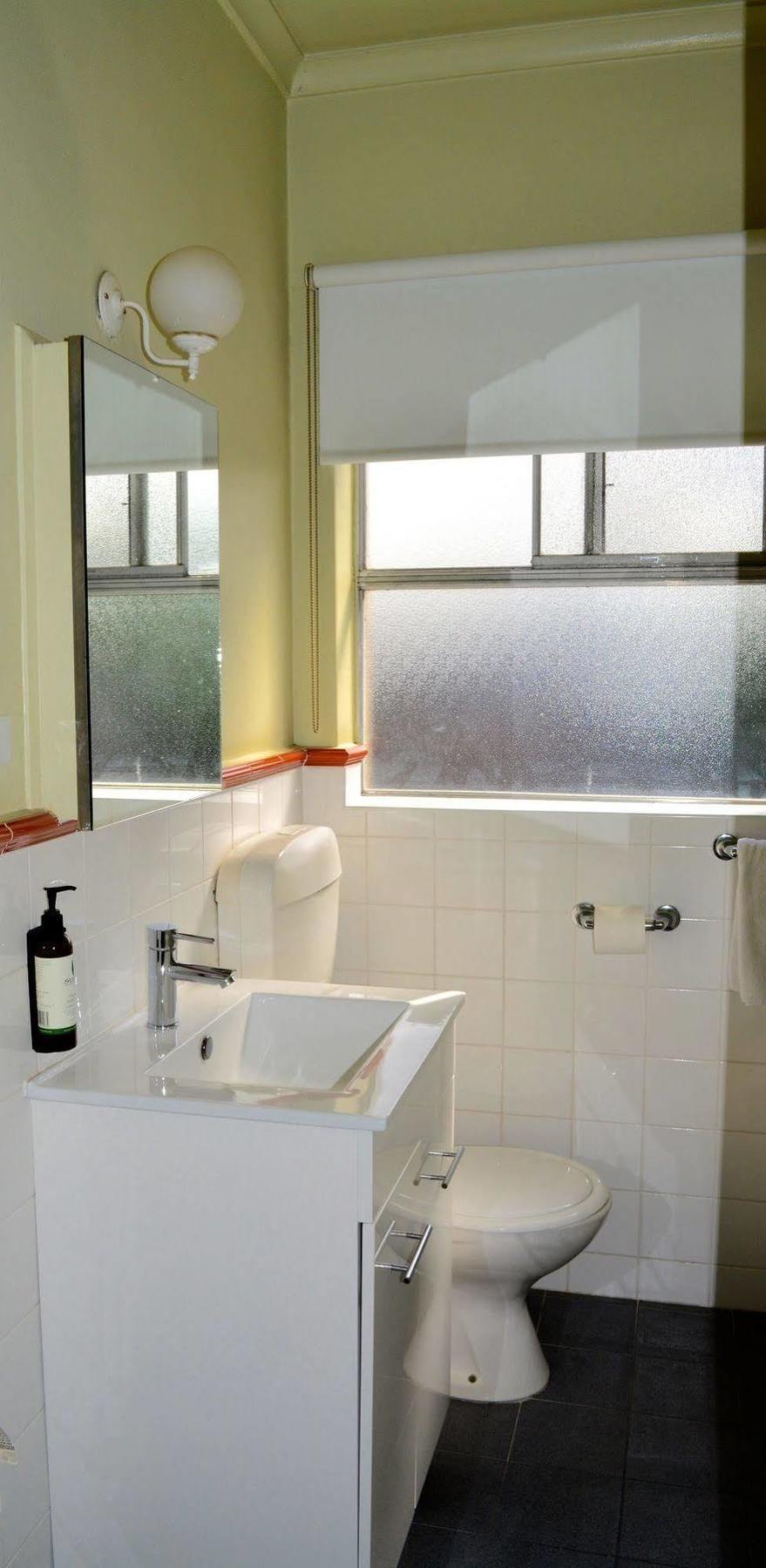 Birches Serviced Apartments Melbourne Bagian luar foto
