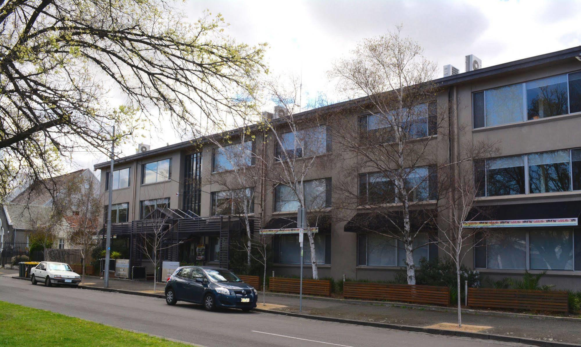 Birches Serviced Apartments Melbourne Bagian luar foto